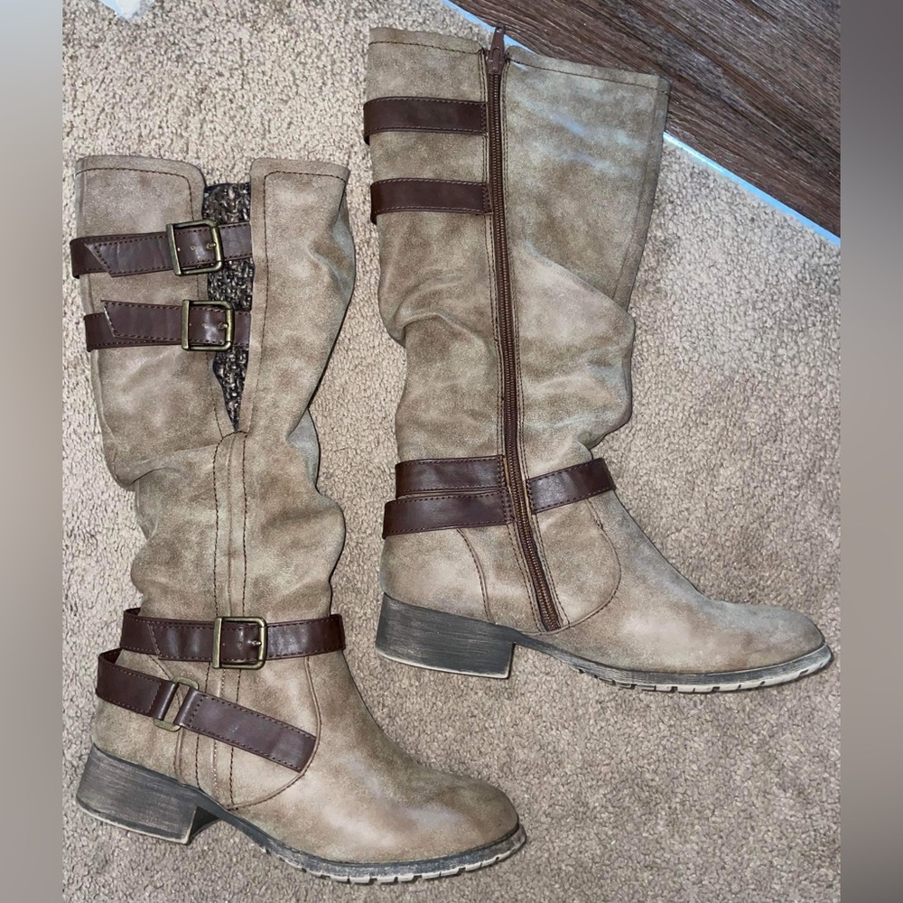 Super Cute POP Shoes Buckle Boots Size 7M EUC